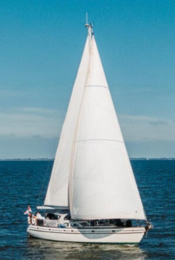 Stay Only Or Sailaway With Friends And Family Have More Fun Medemblik Exterior foto
